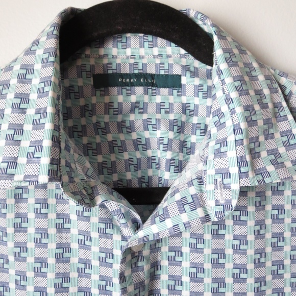 Short Sleeve Casual Button Down - Picture 7 of 7